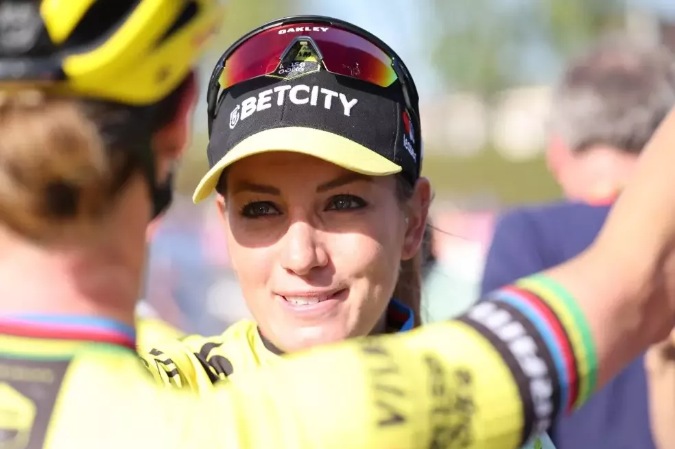 wir-wollen-das-bestmoegliche-ergebnis-ferrand-prevot-und-vos-fuehren-team-visma-lease-a-bike-mit-grossen-ambitionen-in-die-tour-de-france-femmes-avec-zwift
