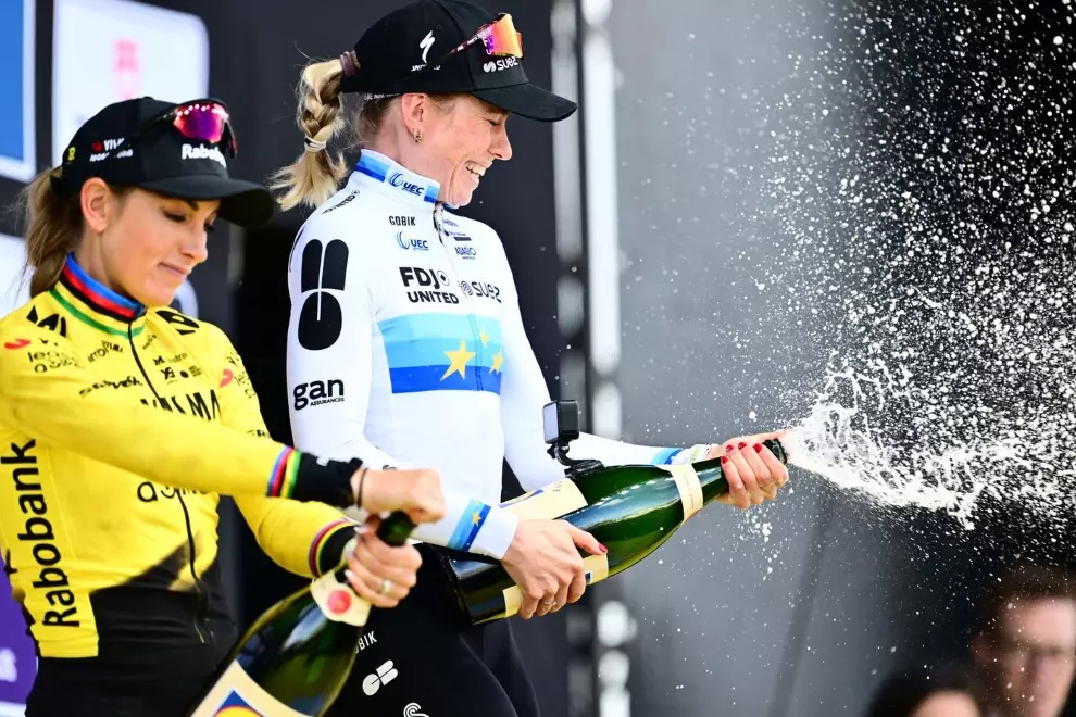 vollering-und-ferrand-prevot-sind-die-topfavoritinnen-auf-den-gesamtsieg-bei-der-tour-de-france-femmes-avec-zwift