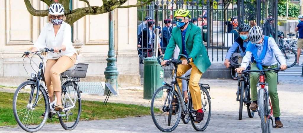 8 szívmelengető történet, arról, hogyan fogtak össze a biciklisek 2021-ben