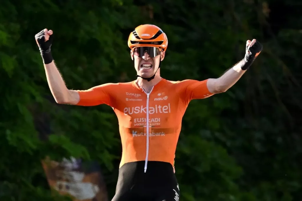 dina-marton-es-peak-barnabas-is-hazater-az-uj-magyar-csapatba-valter-attila-elbucsuzott-a-vismatol