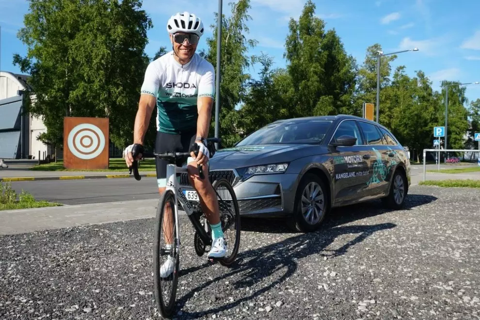 hosszu-utakra-tervezve-hogyan-lett-a-skoda-octavia-markko-karu-legjobb-edzotarsa