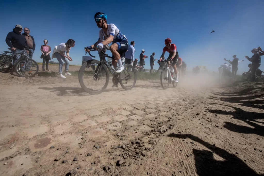 proc-jsou-kostky-soucasti-cyklistiky