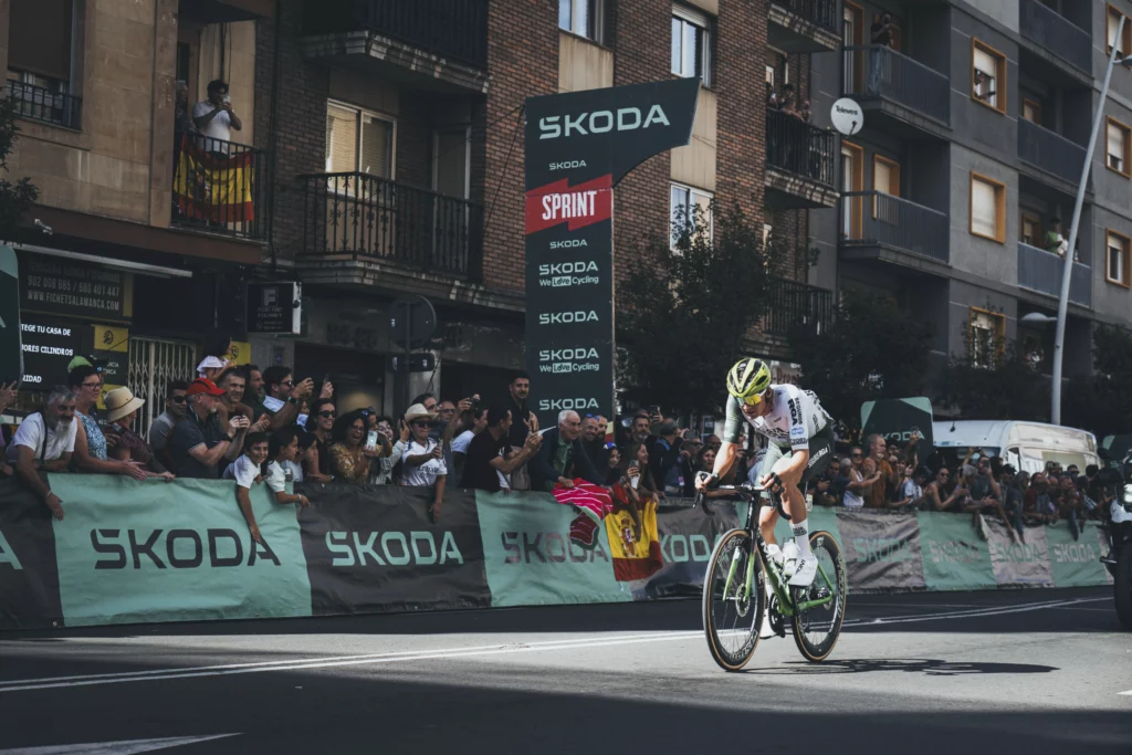 Kdy Jakub Otruba přišel na Vueltě o top desítku? A čím nadchl parťáky?