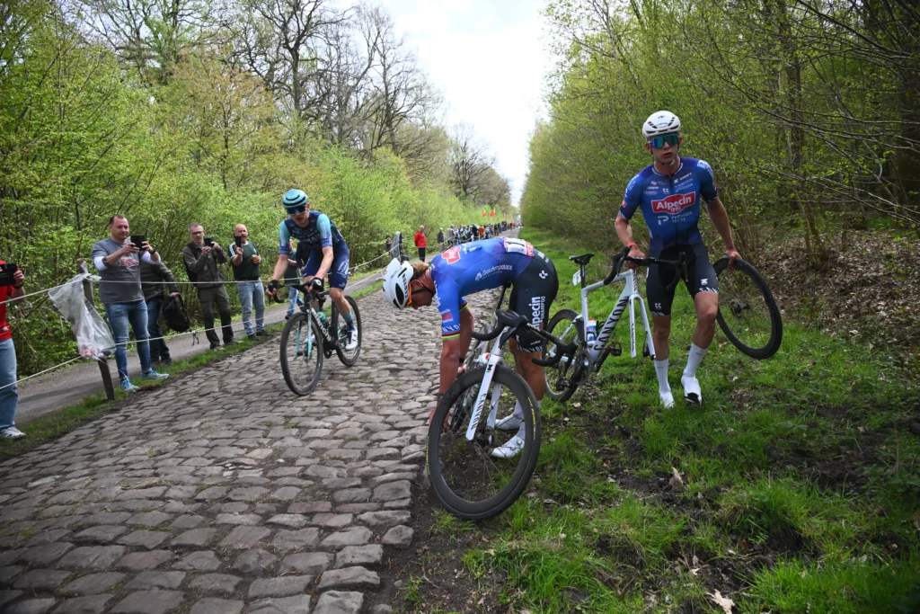 pet-pribehu-z-pekla-severu