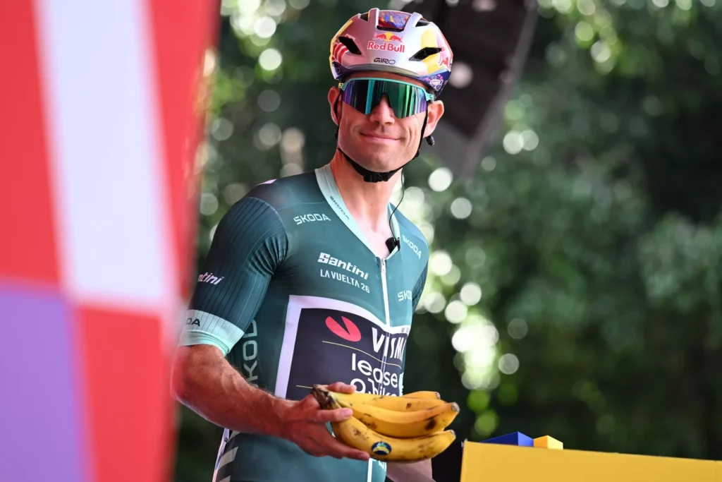 Epická Vuelta: Fairmont, výhra pro krále, banány pro Wouta a ztracené brýle