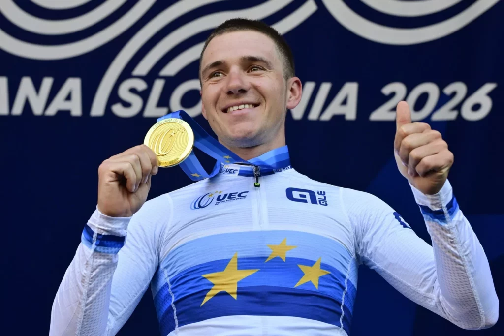 evenepoel-ma-cyklisticky-grandslam-konci-se-sampionaty