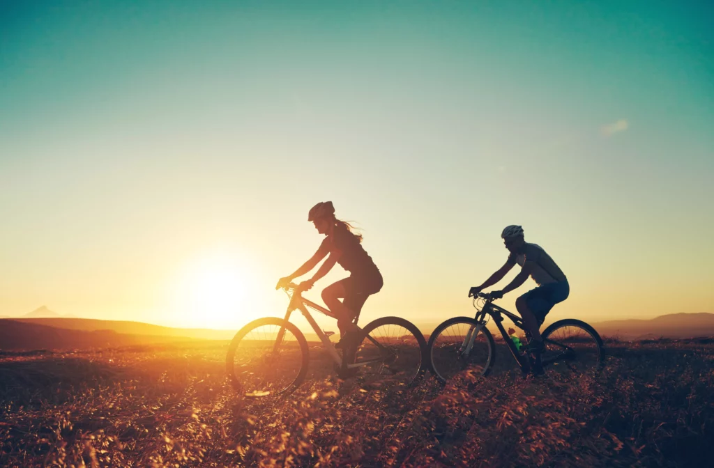sunset-spins-where-to-cycle-as-the-sun-goes-down