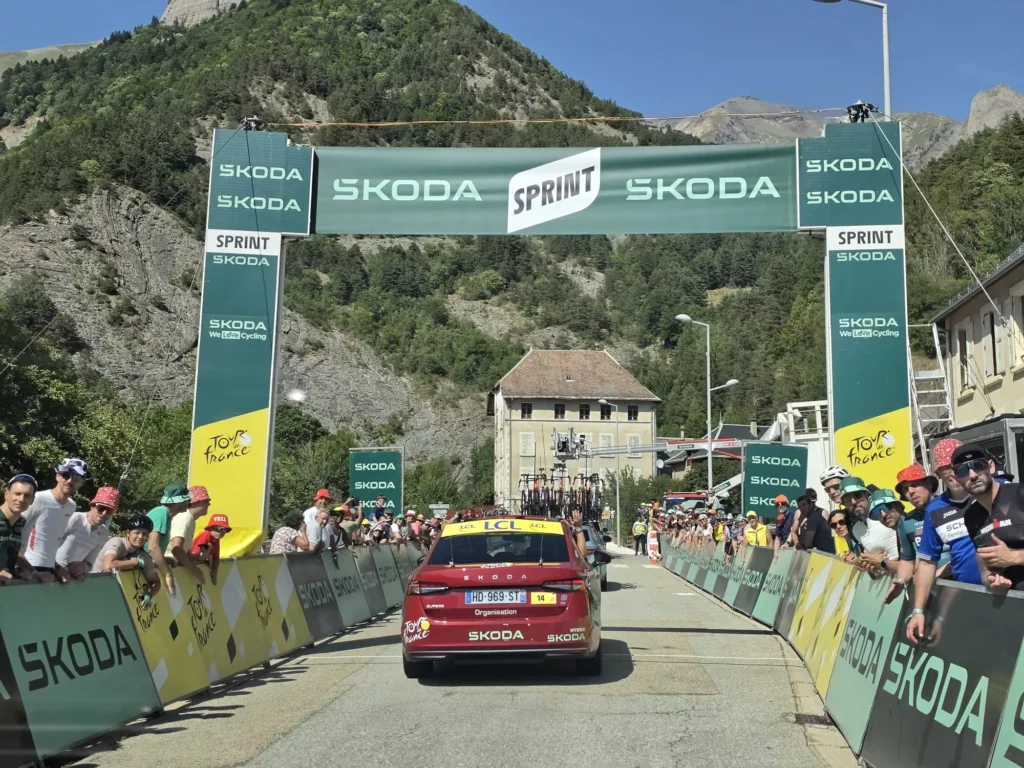 vingegaardi-endine-tiimikaaslane-pogacar-ei-rahuldu-vahemaga-kui-seitse-tour-de-francei-voitu