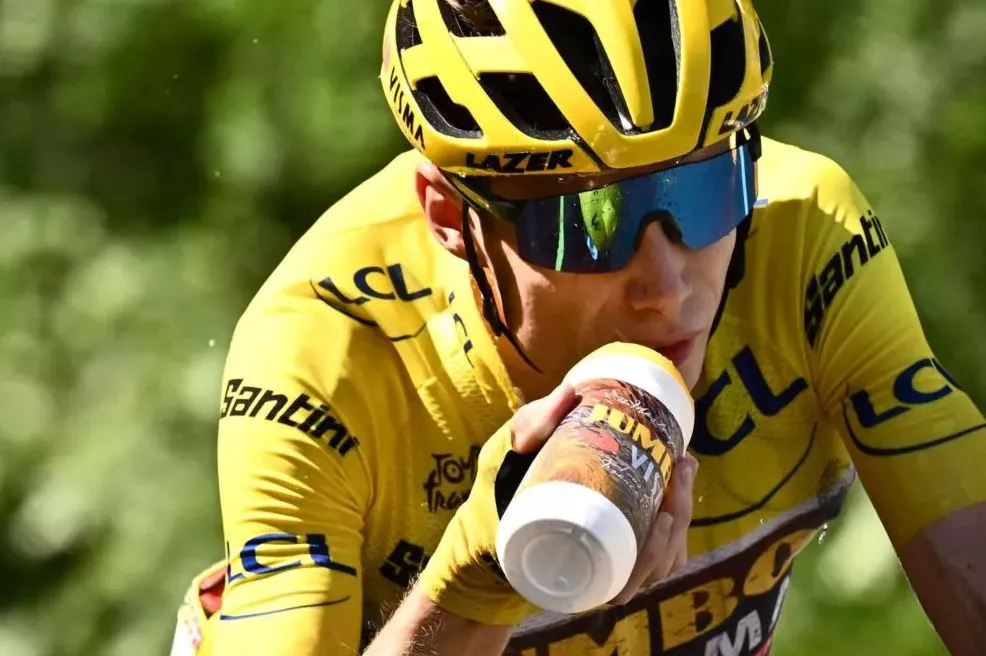 uci-voistlustoitumise-projekt-vedelikutarbimise-teaduse-areng