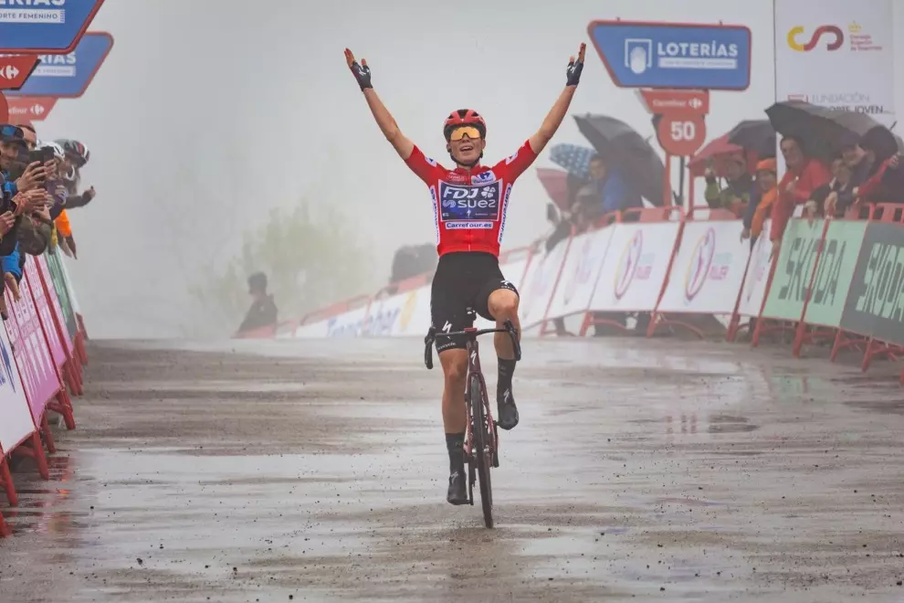 “I Knew I Had a Little Something Left”: Vollering Seals Vuelta Femenina Title with Final-Kilometre Attack