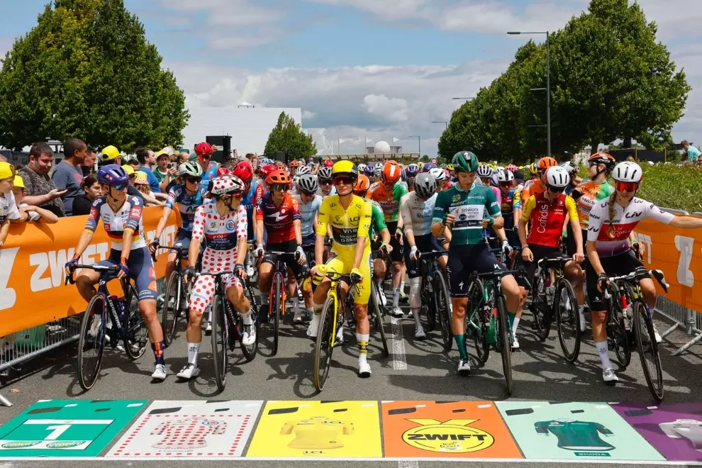 why-every-cyclist-secretly-thinks-theyd-win-the-tour-de-france