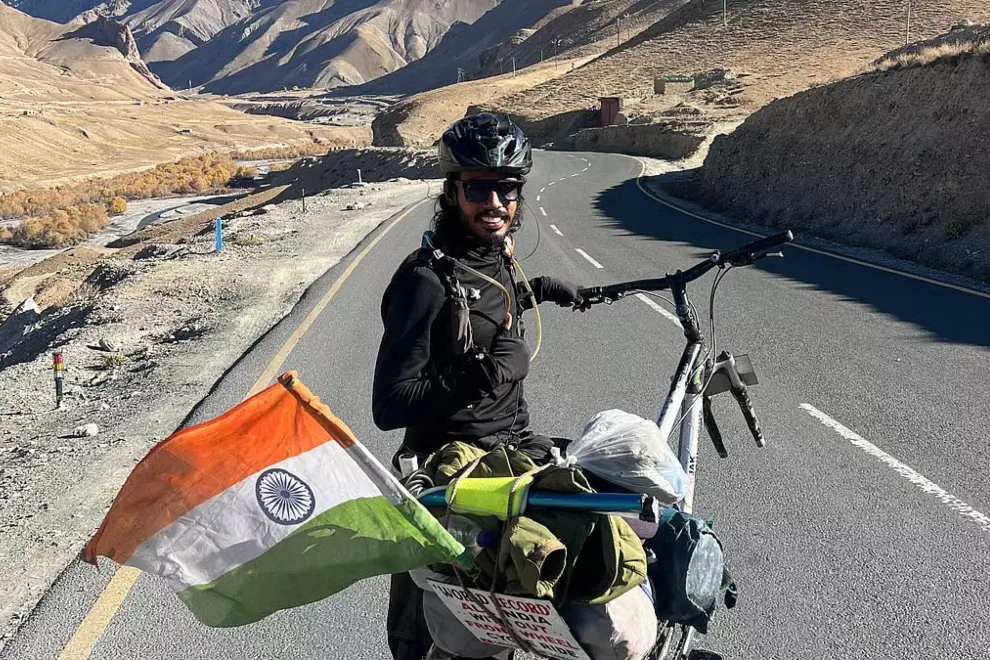 the-road-to-kashmir-five-thousand-kilometres-on-one-wheel