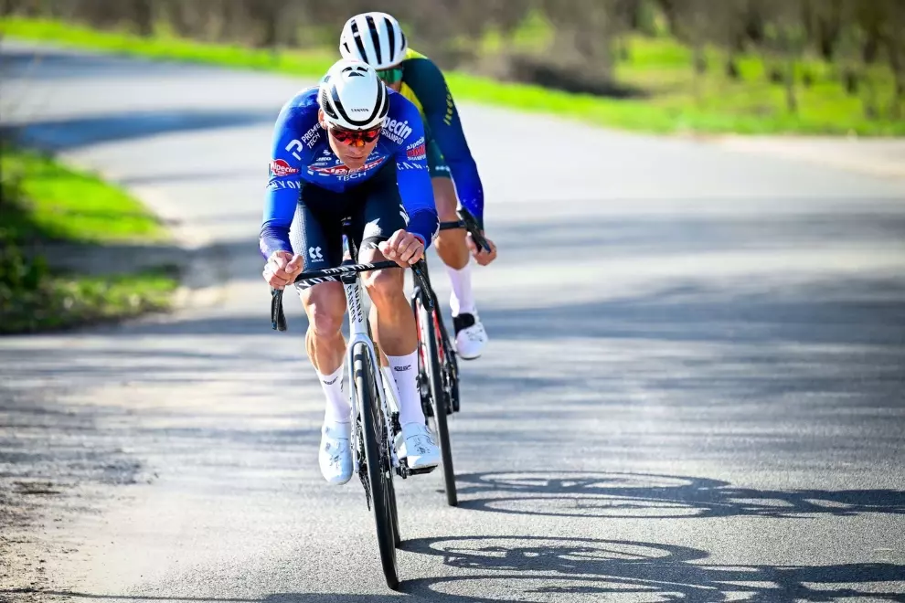 the-omloop-het-nieuwsblad-kicks-off-the-spring-classics-season