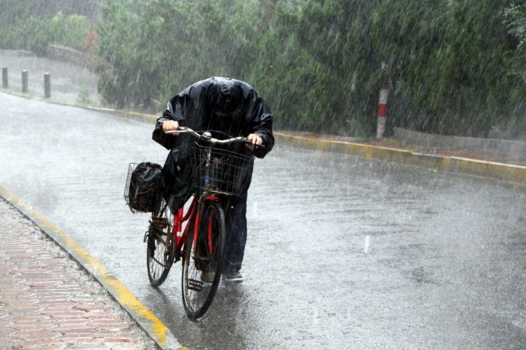 Cycling in Storm What to Do We Love Cycling Magazine
