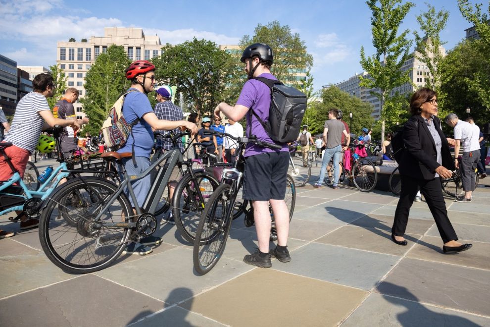 Tips on Commuting to Work by Bike - We 