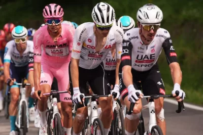 UAE-Emirates-Giro-Del-Toro-