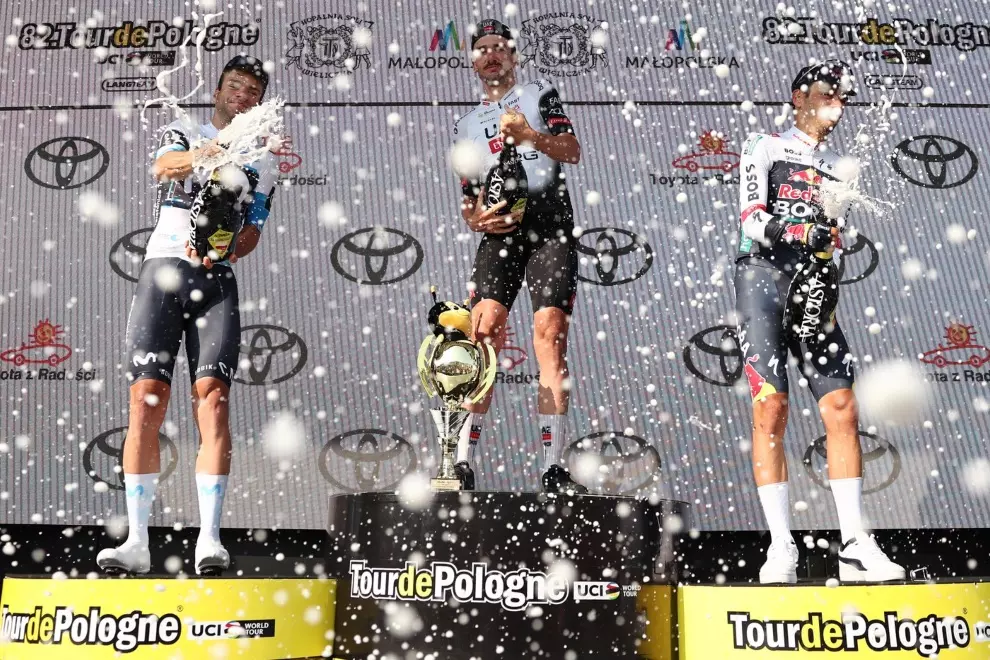 mcnulty-wins-tour-of-poland-with-massive-final-stage-time-trial