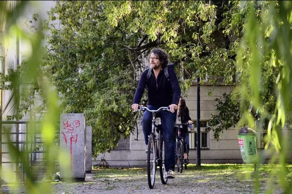 rescued-by-bikes-from-a-midlife-crisis-a-tale-of-prague