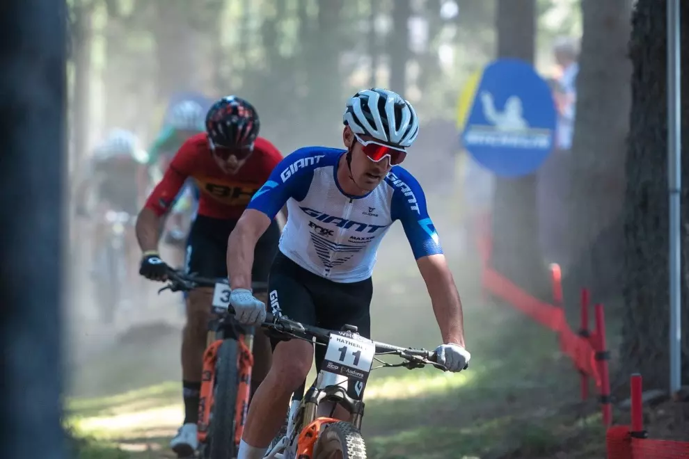 the-art-of-drafting-during-xc-races