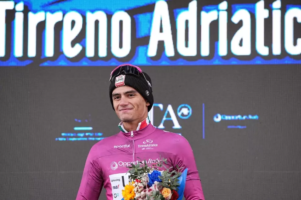 del-toro-leads-tirreno-adriatico-with-toughest-climbs-still-to-come