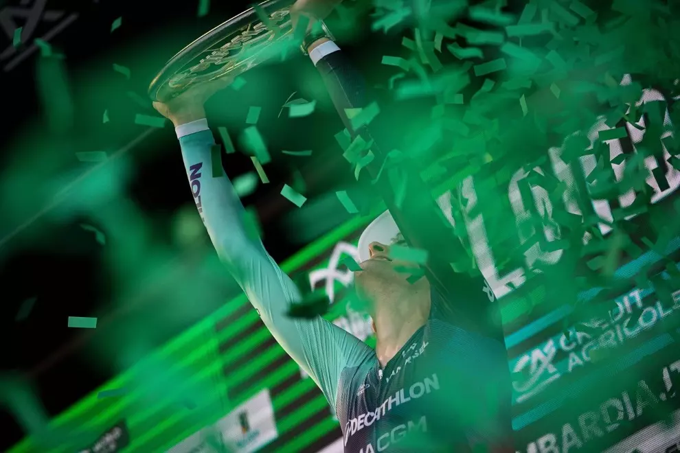 paul-seixas-wins-il-lombardia-like-a-superstar