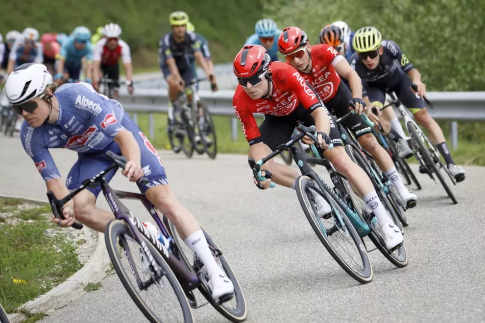 criterium-du-dauphine-%cf%80%cf%81%ce%bf%ce%b5%cf%80%ce%b9%cf%83%ce%ba%cf%8c%cf%80%ce%b7%cf%83%ce%b7-%cf%84%ce%bf%cf%85-%ce%b3%cf%8d%cf%81%ce%bf%cf%85-%cf%84%ce%b7%cf%82-%ce%b3%ce%b1%ce%bb%ce%bb